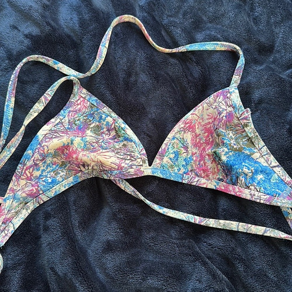Triangle jolyn top